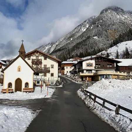 Alpine Lodge Soelden - Chalet & Apart Exterior photo