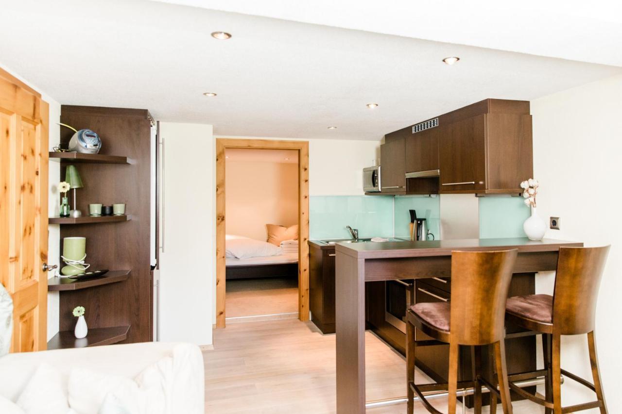 Alpine - & Chalet *